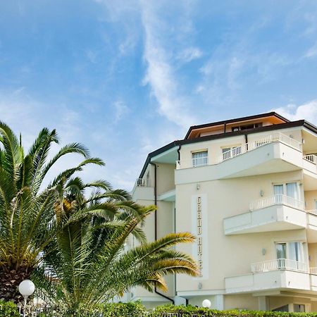 Grand Hotel ฟอร์เต เดย์ มาร์มี ภายนอก รูปภาพ