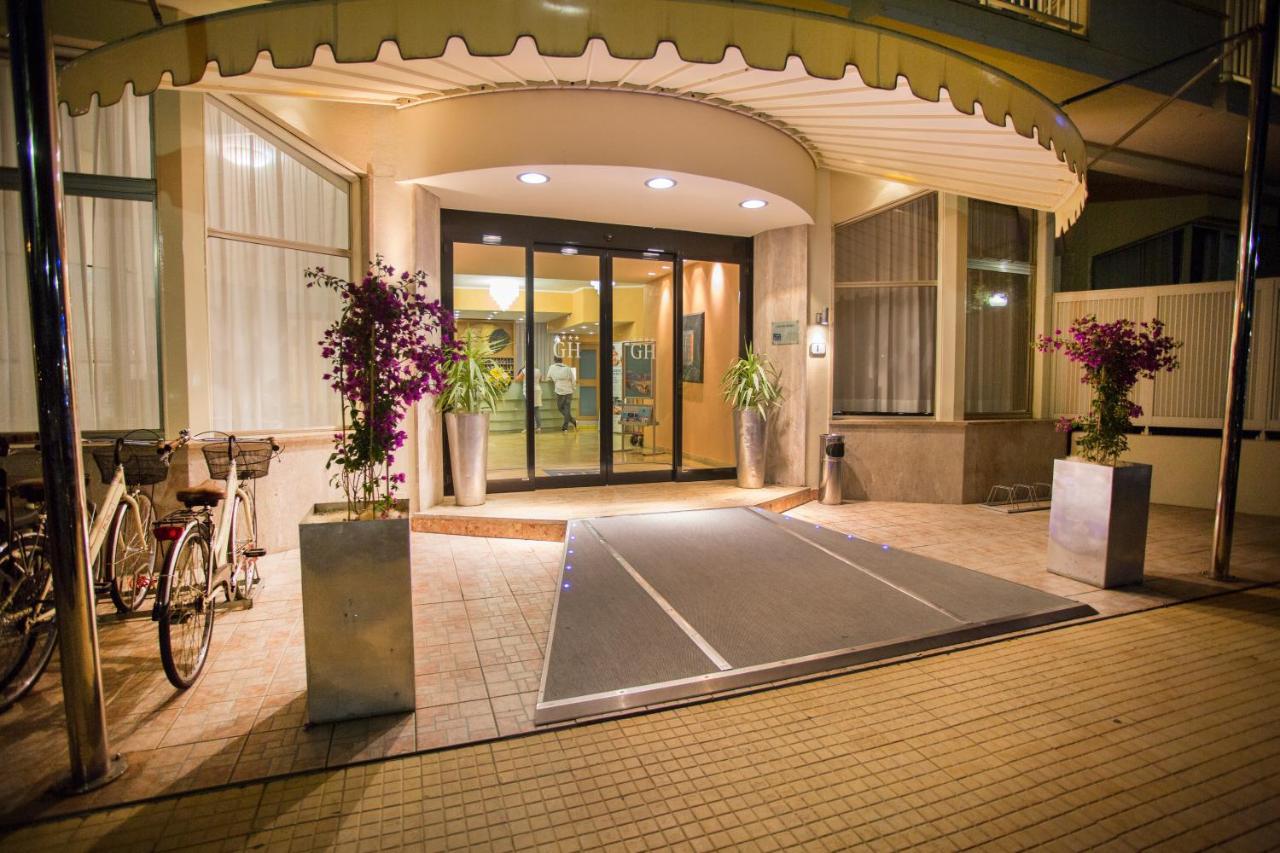 Grand Hotel ฟอร์เต เดย์ มาร์มี ภายนอก รูปภาพ