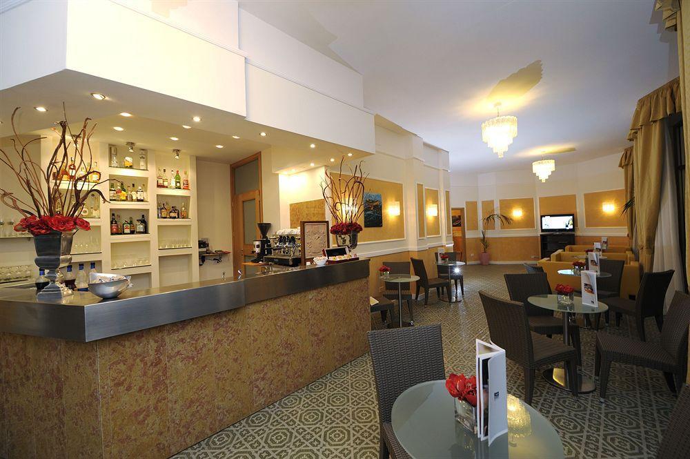 Grand Hotel ฟอร์เต เดย์ มาร์มี ภายนอก รูปภาพ