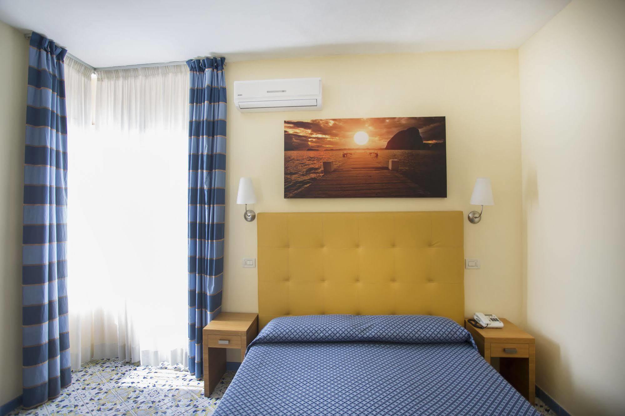 Grand Hotel ฟอร์เต เดย์ มาร์มี ภายนอก รูปภาพ