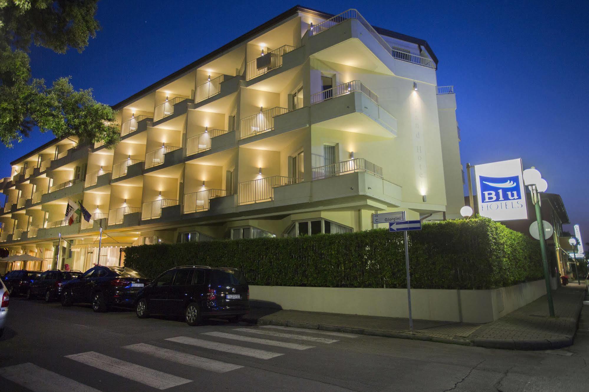 Grand Hotel ฟอร์เต เดย์ มาร์มี ภายนอก รูปภาพ
